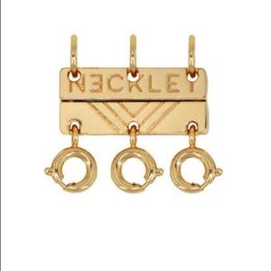 Necklet : TRIPLE LAYERING CLASP